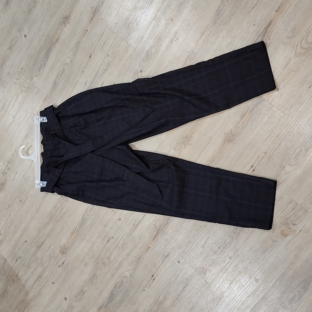 Plaid Paper-bag‎ Pants. H&M. Size 8.